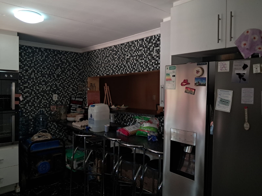 4 Bedroom Property for Sale in Klipkop AH North West